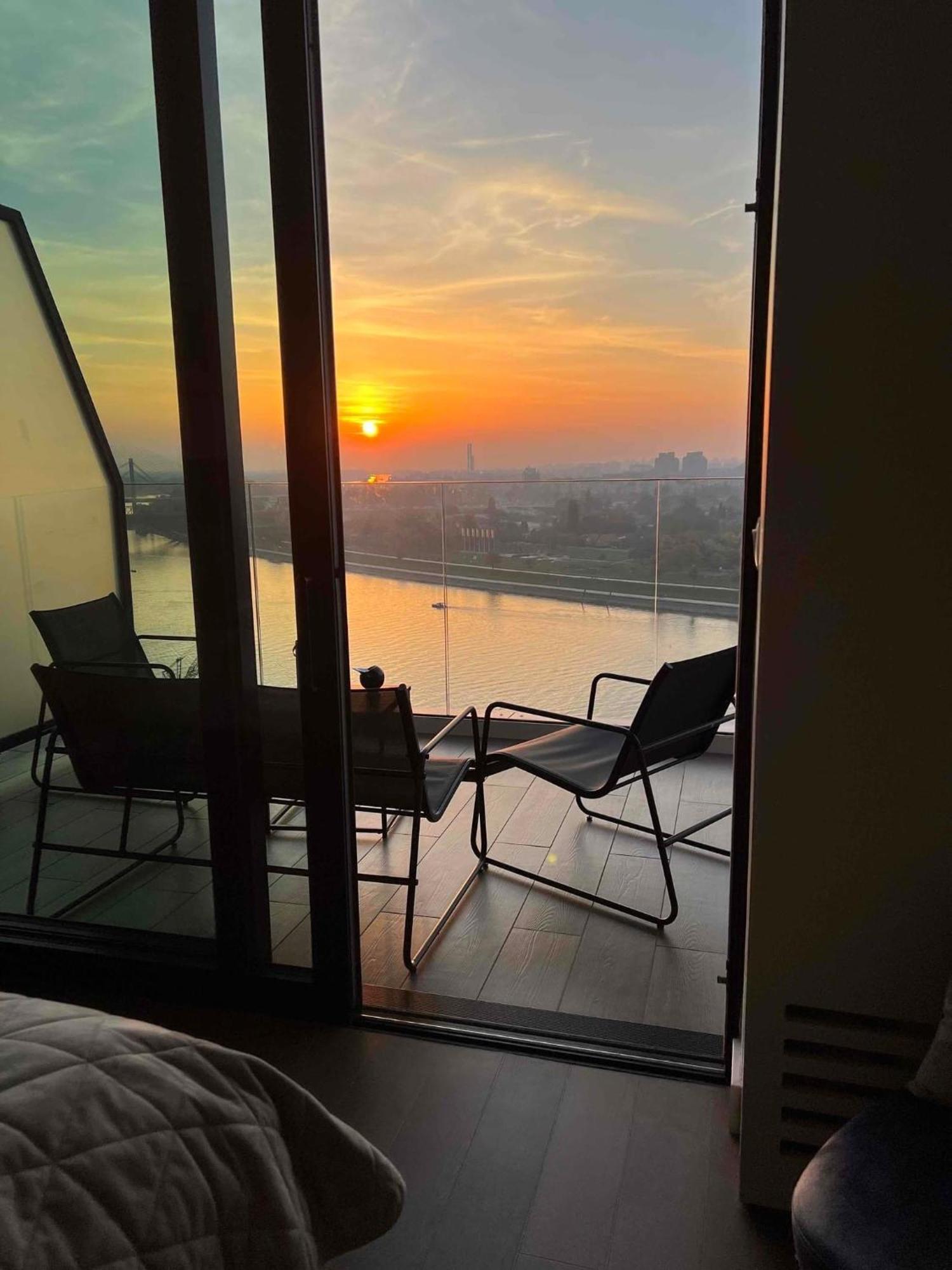 BW Terrace Top Floor Apartments With River View & Self Check-In ベオグラード エクステリア 写真
